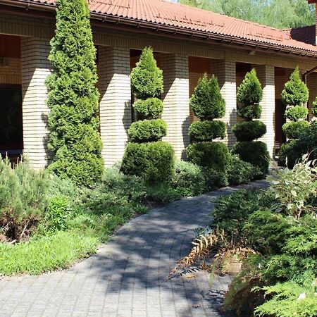 Hotel Uroczysko Porszewice - Osrodek Konferencyjno-Rekolekcyjny Pabianice Exterior foto